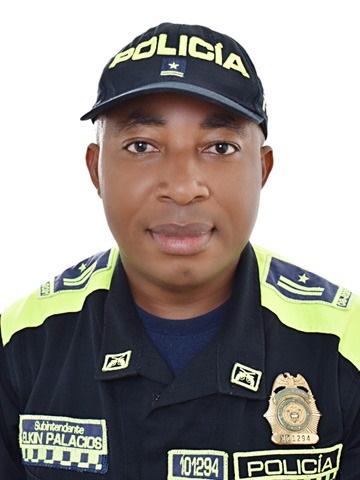 Elkin Palacios, subintendente.