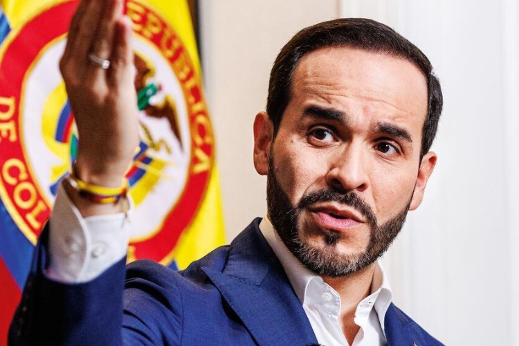 ¿Se puede prohibir usar la camiseta? Claves de la tutela camiseta Colombia