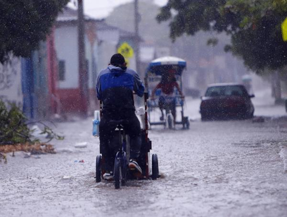 Autoridades insisten en reforzar medidas de prevención ante la temporada de lluvias en Colombia