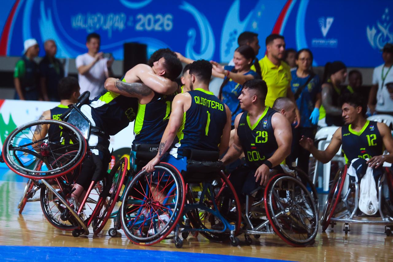 Colombia continúa fortaleciendo el deporte paralímpico mediante una estrategia integral que busca acompañar a los atletas desde las etapas iniciales de formación hasta su consolidación en el alto rendimiento. La iniciativa pretende ampliar las oportunidades para las personas con discapacidad y garantizar procesos deportivos sostenibles en todo el país.