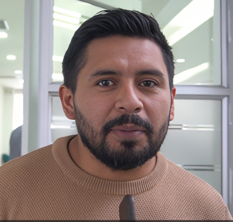 Cristian Mora, médico.