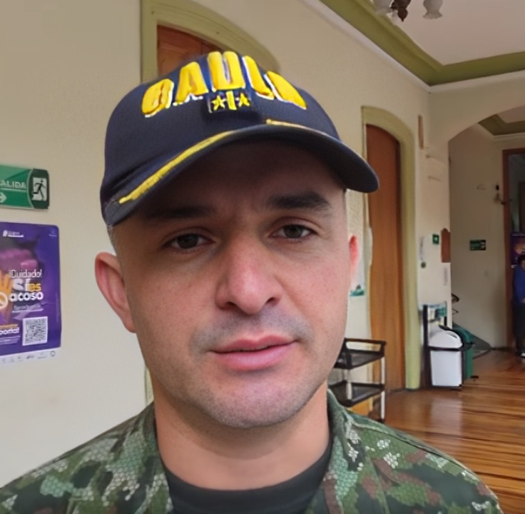 Mauricio Osorio, comandante.
