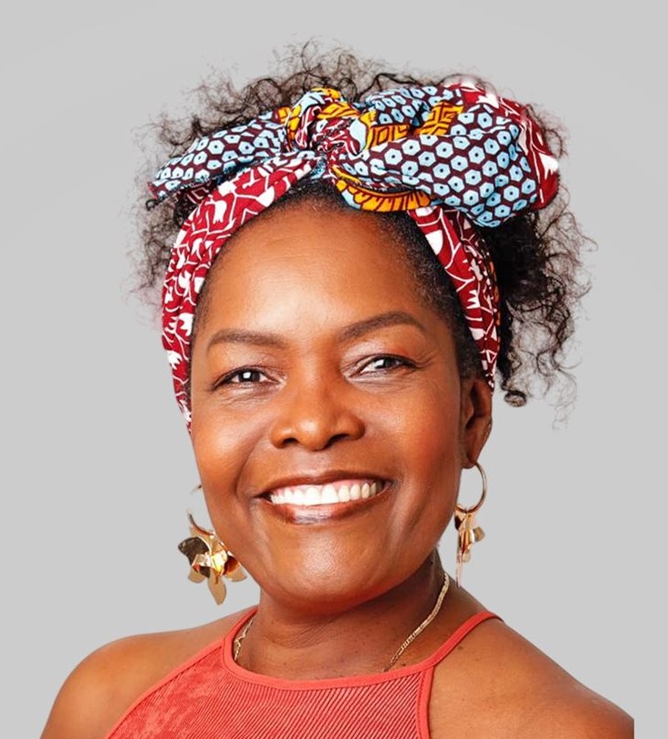 Silena Dájome, secretaria.