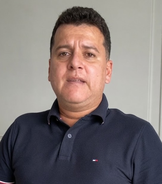 Breiner Paredes, alcalde.