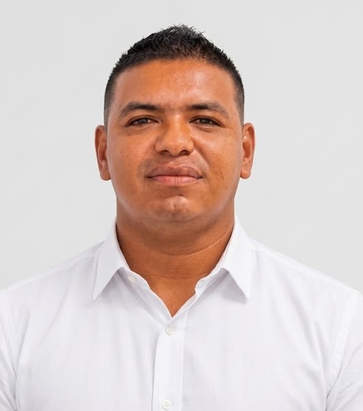 José Góngora, secretario.